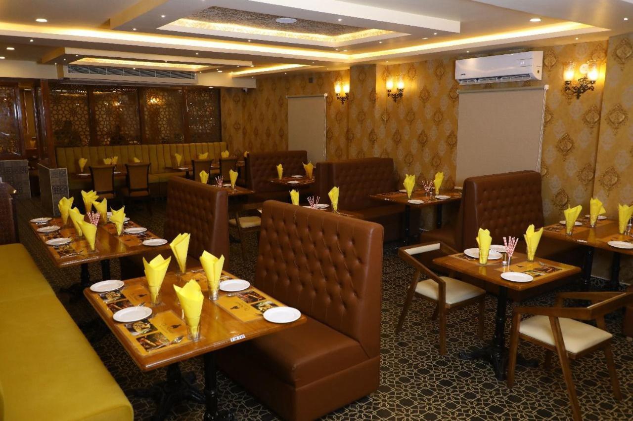 Hotel Windsor Plaza Haydarabad Dış mekan fotoğraf